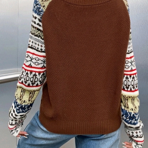 Geo Pattern Raglan Sleeve Sweater - Picture 2 of 7